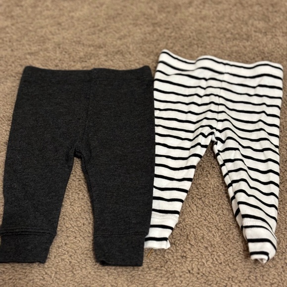 NWOT cloud island 0-3 M pants - Picture 1 of 2